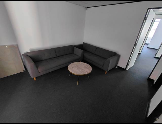 210M² OFFICE TO LET IN BRYANSTON